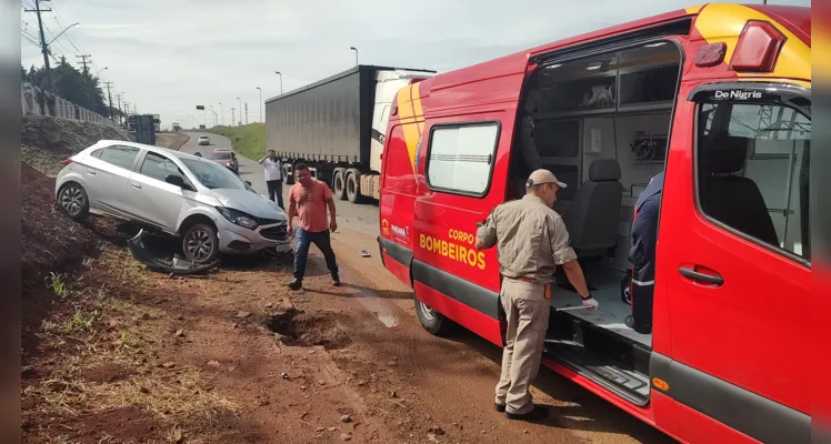 Colisão foi entre os motoristas de um Volkswagen Gol e um Chevrolet Joy