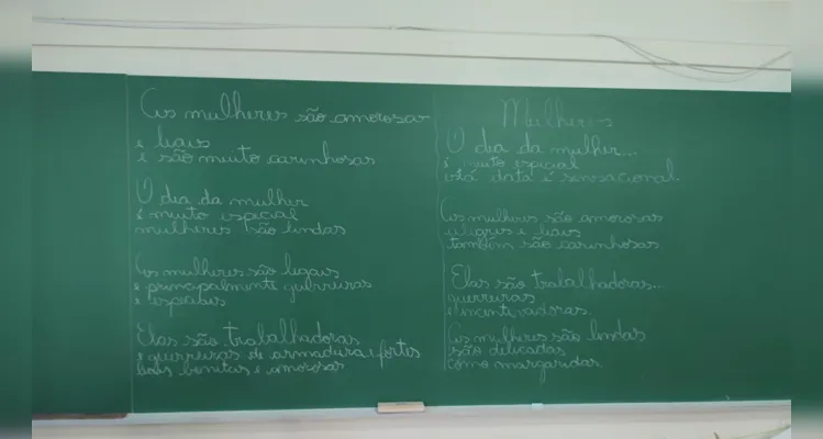 As crianças realizaram diversas atividades como entrevistas, pesquisas e a elaboração de um poema coletivo.