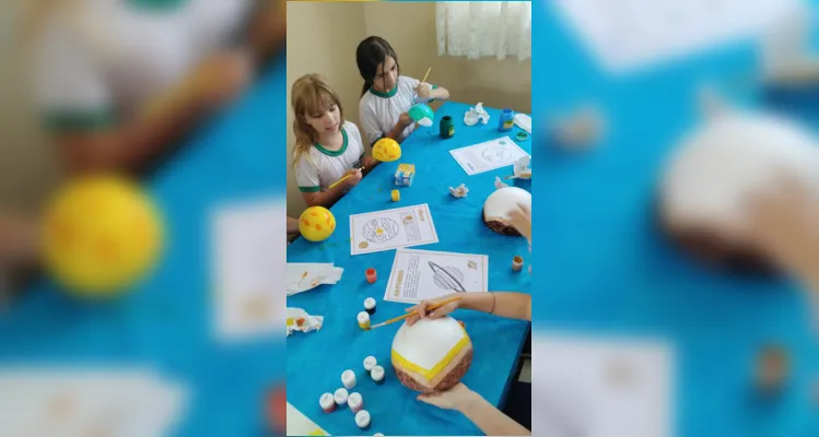 Trabalho em sala, aula do Vamos Ler e registros em casa foram amplamente explorados pelos alunos.