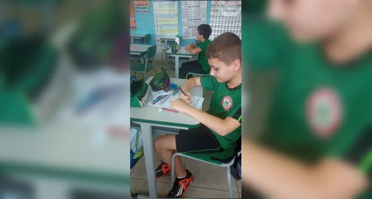 Ações dentro e fora da sala de aula contribuíram com homenagens.