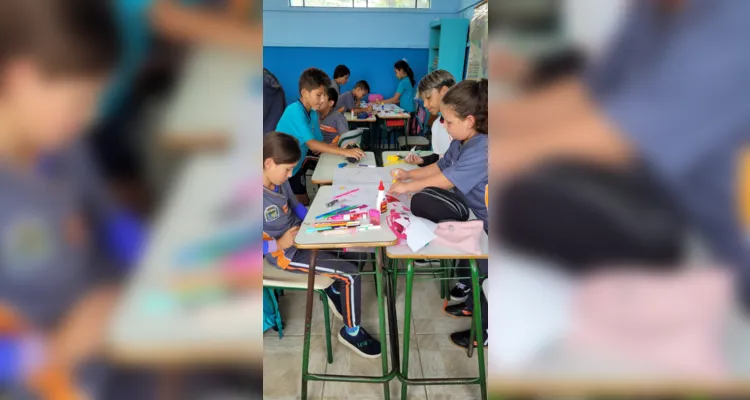 Outros momentos e homenagens marcaram ações dos estudantes em sala de aula