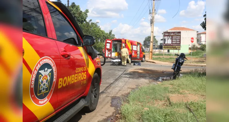 A condutora do carro não sofreu ferimentos.  