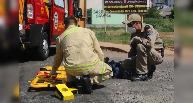 A condutora do carro não sofreu ferimentos.  