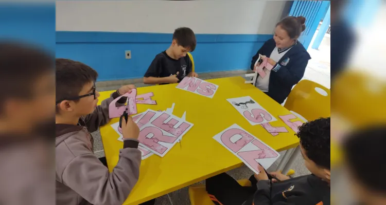 Trabalho permitiu que alunos pudessem interagir com diferentes mecanismos.