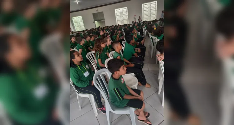 Confira os registros em sala de aula à premiação dos destaques.