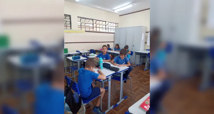 Com a realização das atividades, os alunos encontrarem um ambiente onde podem socializar questões e fortalecer vínculos de amizade.