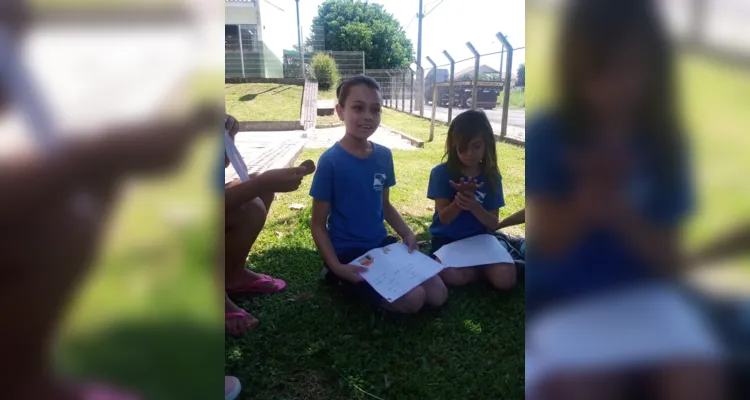 Com a realização das atividades, os alunos encontrarem um ambiente onde podem socializar questões e fortalecer vínculos de amizade.