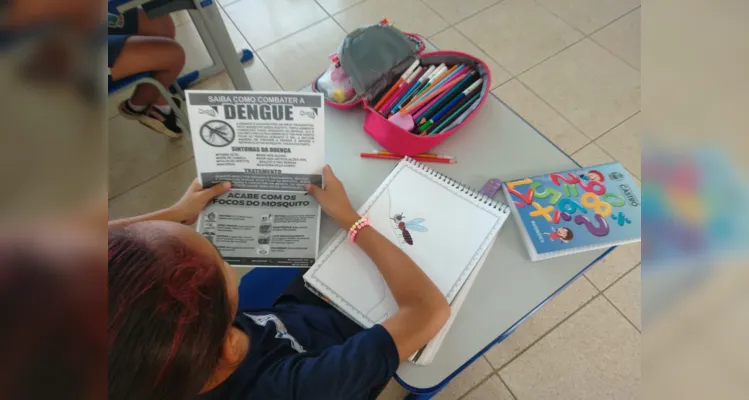 Trabalho em sala, nos arredores da escola e no bairro movimentaram estudantes.