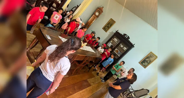 Trabalhos dentro e fora da sala de aula valorizaram a rica história da cidade.