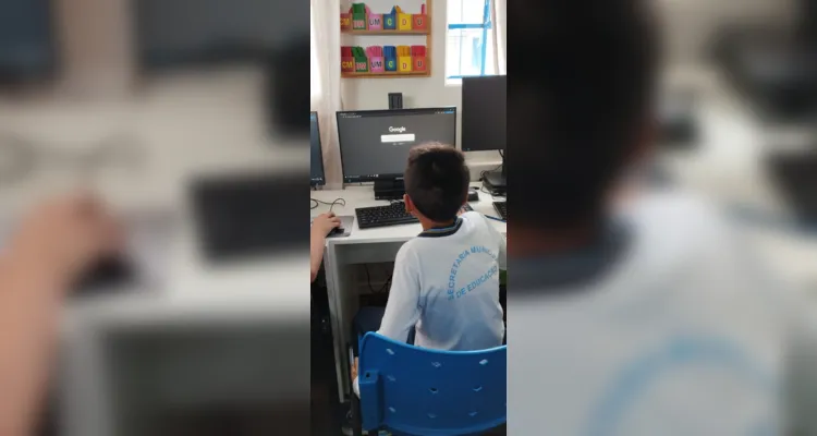 Confira a produção dos alunos e alguns registros da confecção à entrega do material.