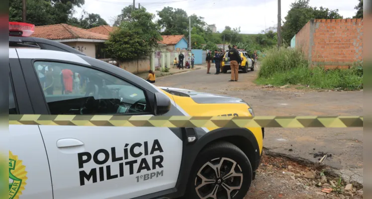 Homem é executado 'na porta da residência' em Ponta Grossa
