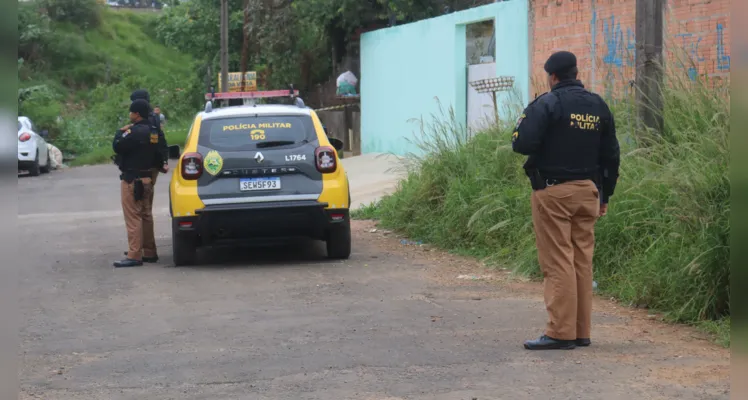 Homem é executado 'na porta da residência' em Ponta Grossa