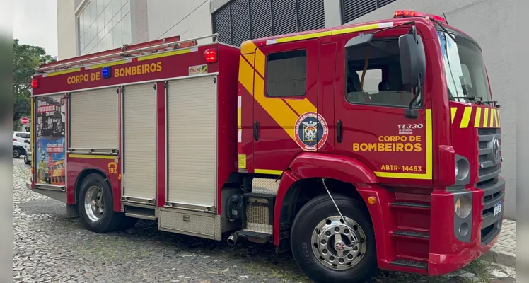 Equipes do Corpo de Bombeiros e da Polícia Militar foram acionadas para prestar atendimento