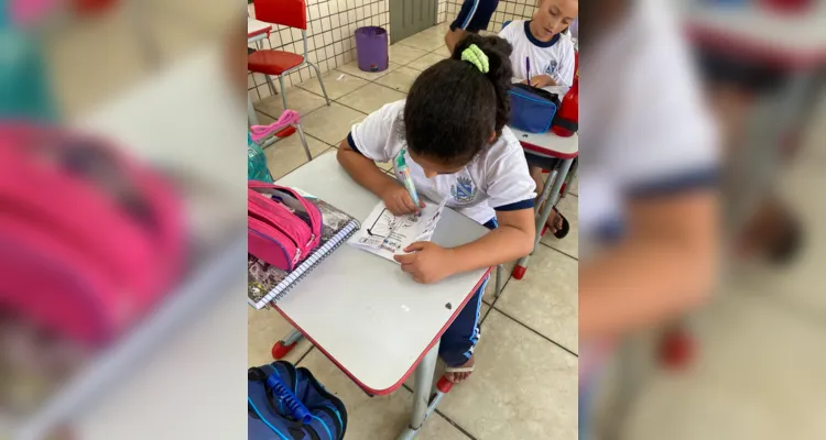 Trabalho contou com participação ativa e amplitude de conhecimento dos alunos.