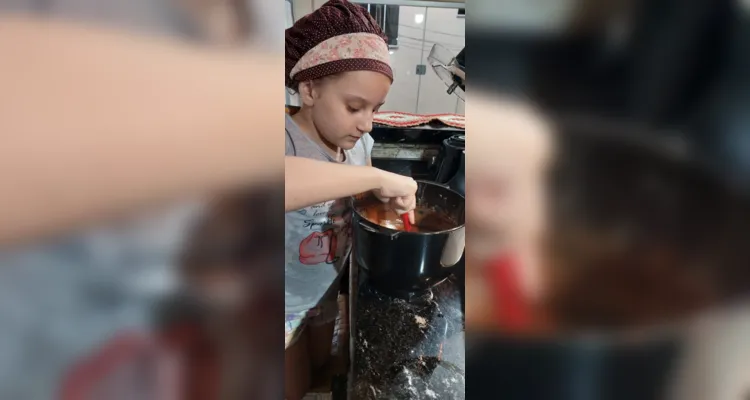 Em casa e na sala da aula, educandos puderam experimentar conhecimento de forma saborosa.