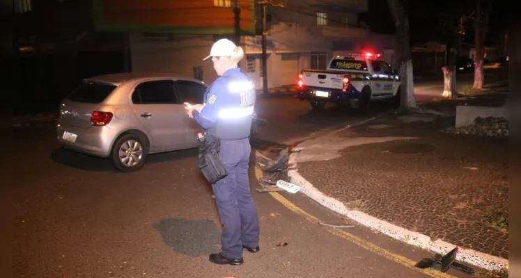 
Acidente aconteceu na noite desta quarta-feira, no Centro de Ponta Grossa
