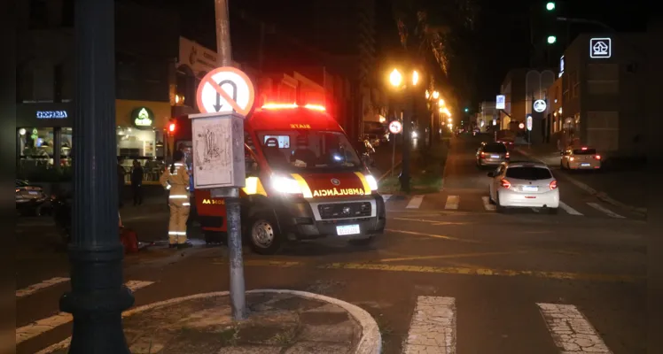 Acidente no Centro de Ponta Grossa mobiliza equipe do Siate |