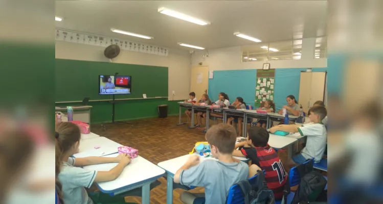 A videoaula do Vamos Ler sobre a dengue baseou os estudos da classe.