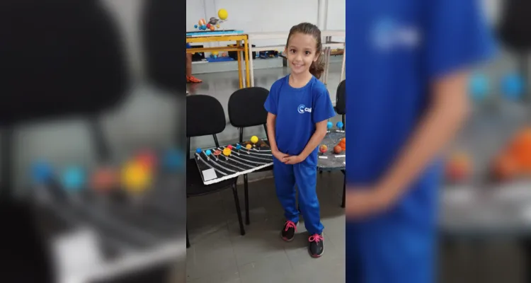 Após confeccionarem seus materiais, a turma organizou uma exposição das maquetes para a escola.