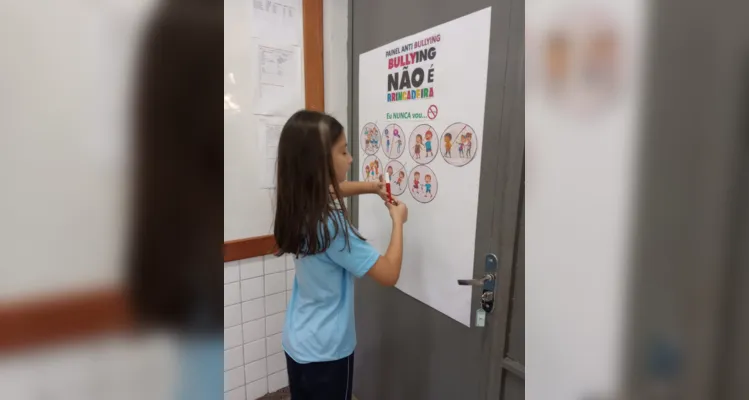 A turma participou de palestras e confeccionou cartazes e textos de conscientização sobre o combate ao bullying.