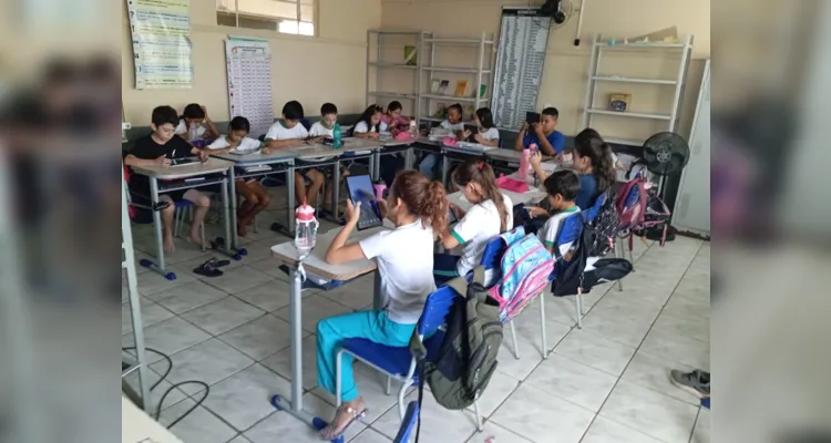 Recursos tecnológicos ampliaram o estudo da temática junto à classe.