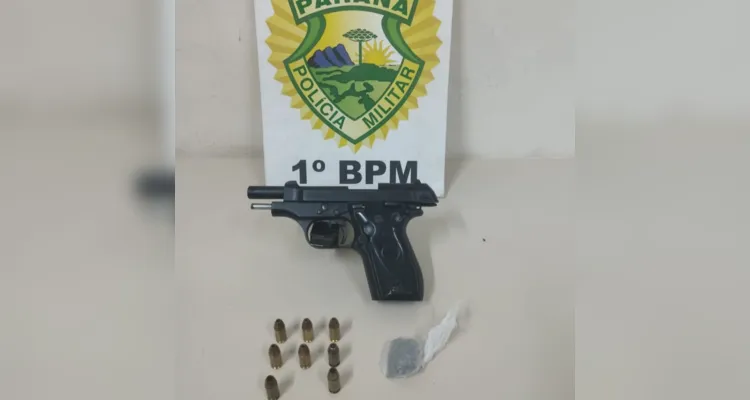 Ação resultou na apreensão de armas de fogo e recuperação de veículo