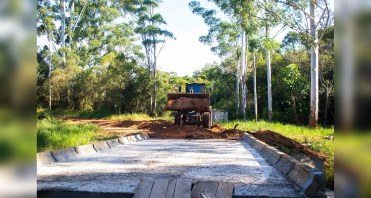 Ponte sobre rio Santa Rosa, em Tibagi, está próxima de ser concluída