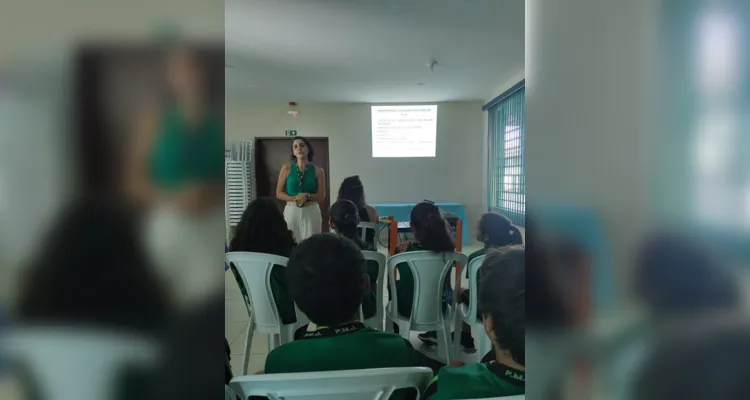 Trabalho contou com momentos diversificados e atuação dos alunos na proposta.