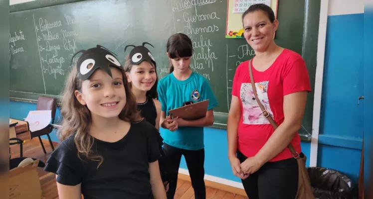 A turma realizou diversas ações de conscientização, em vários locais e eventos da cidade.