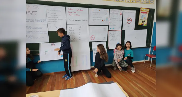 A turma realizou diversas ações de conscientização, em vários locais e eventos da cidade.