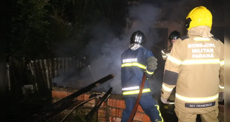 Incêndio aconteceu na rua Professora Balbina Branco