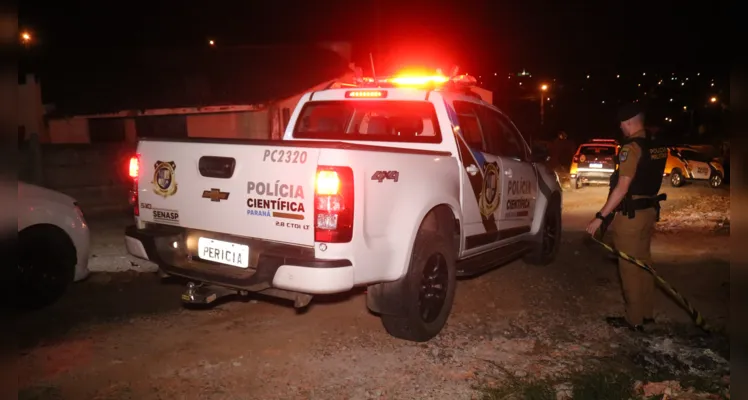 Homem não resistiu aos ferimentos e morreu no local do crime