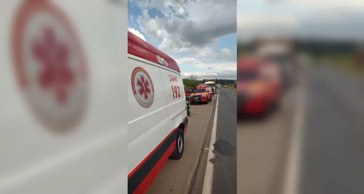 Fogo teria começado na região do motor do caminhão