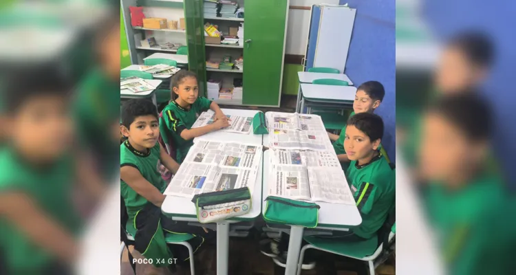 Estudantes puderam explorar conceitos e criar seus próprios anúncios em sala de aula.