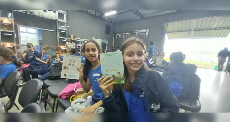 Outra atividade valiosa para a turma foi o tempo passado no Centro de Educação Ambiental, onde desenvolveram estudos e dinâmicas sobre variados assuntos.