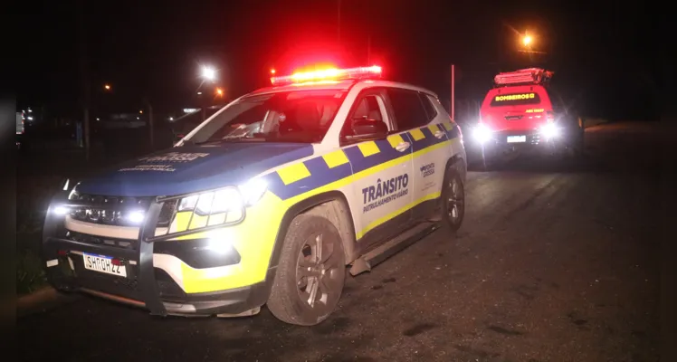 Motorista acorda após cabine do caminhão pegar fogo em PG