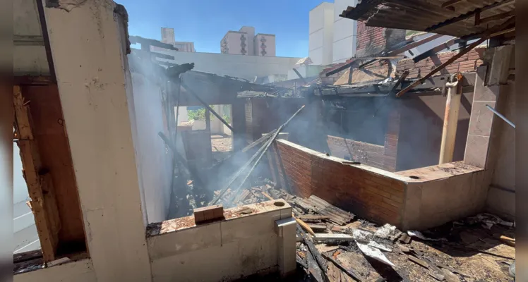 Churrasco termina em incêndio no bairro Nova Rússia em PG
