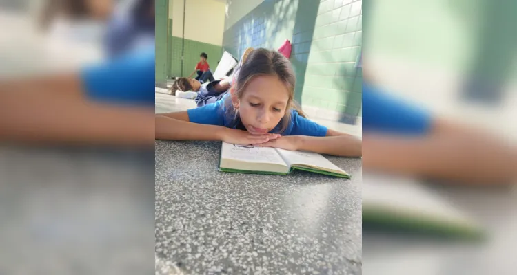 Recorrentemente os alunos têm a possibilidade de realizarem momentos individuais ou coletivos de leitura, em casa ou na escola.