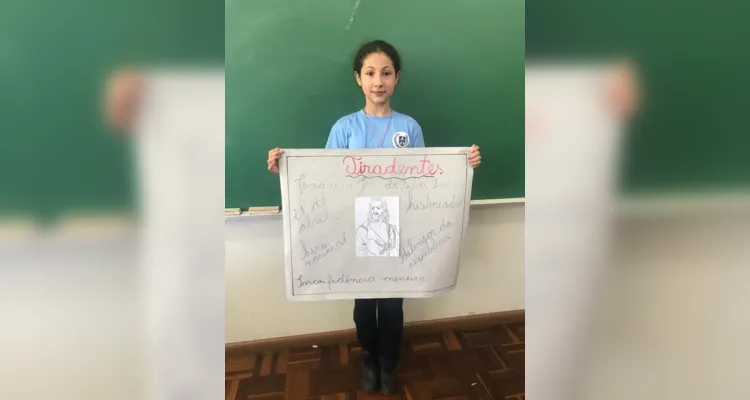 Com palavras-chave sobre o tema estudado, a turma confeccionou um cartaz sobre o tema estudado.