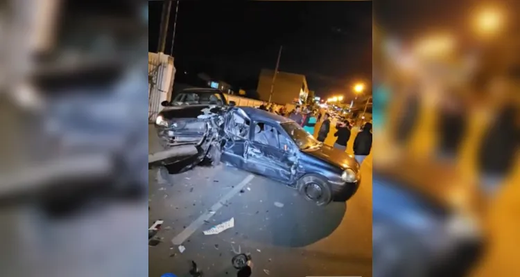 Colisão envolveu quatro carros na rua Aldo Vergani