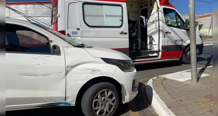 Motociclista sofre fratura após colisão com carro em PG