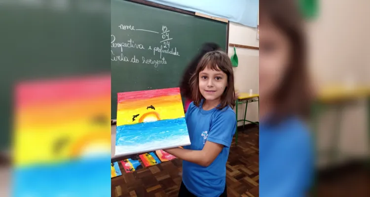 Como principal atividade da proposta, os alunos realizaram uma tarefa prática, onde puderam soltar a imaginação ao colorirem uma tela.