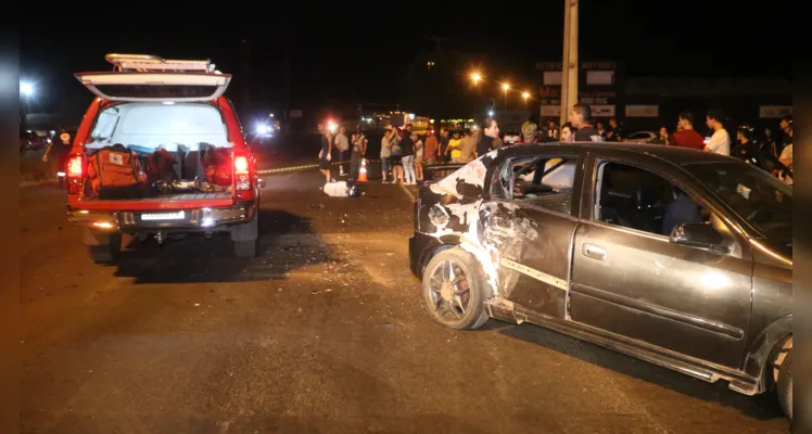 Acidente aconteceu por volta das 20h deste domingo, em Ponta Grossa