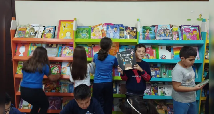 A leitura tem se tornado uma prática recorrente para os alunos.