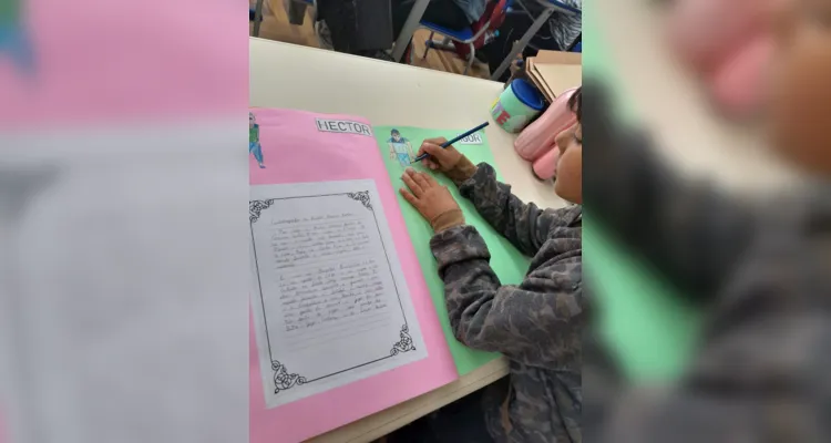 Como parte da proposta, os alunos puderam escrever as suas próprias histórias.