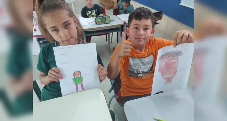 Em sala de aula os alunos realizaram inúmeras atividades, envolvendo desenhos e elaboração de acrósticos.