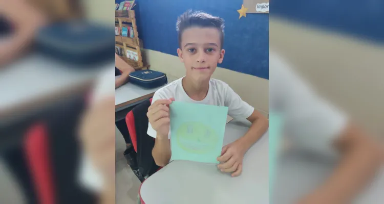 Em sala de aula os alunos realizaram inúmeras atividades, envolvendo desenhos e elaboração de acrósticos.