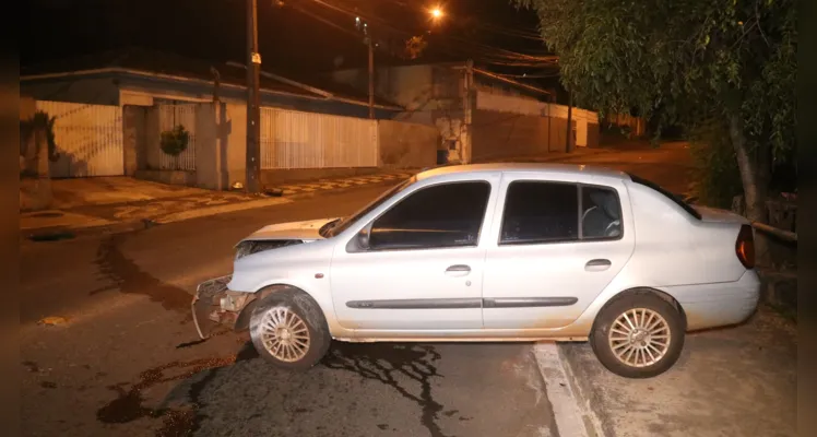 Acidente aconteceu na madrugada desta quinta-feira (11) 