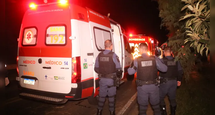 Um acidente na noite dessa sexta-feira (29) mobilizou equipes de socorro e de segurança em Ponta Grossa