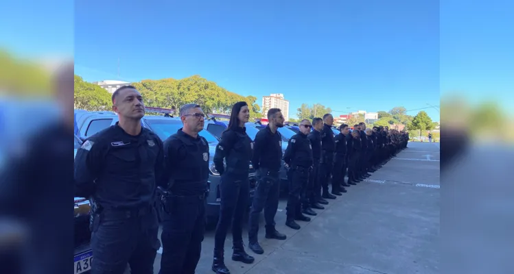 Durante a cerimônia, o governador Carlos Massa Ratinho Junior anunciou, ainda, a compra de 1.500 fuzis e quatro aeronaves para atendimento das demandas de todas as forças de segurança do estado.